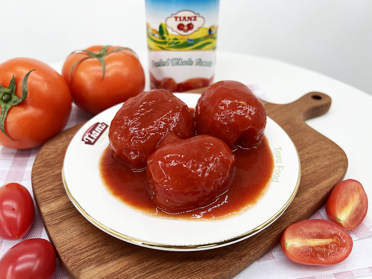 Tomate picado enlatado Tianz 400 g Brix: 16% -18% Soporte OEM
